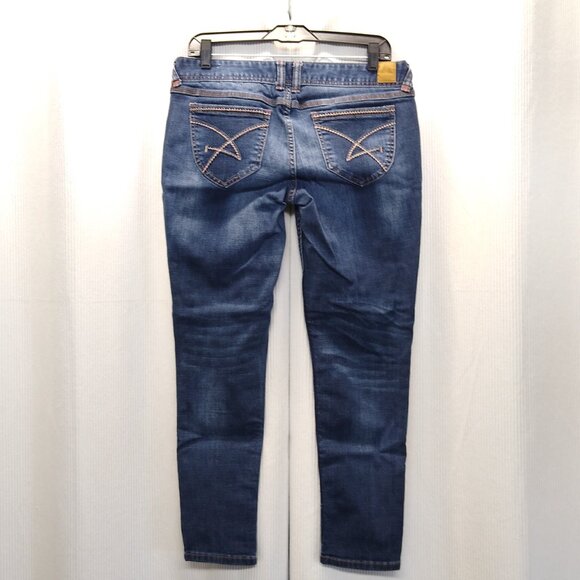 Amethyst Jeans Be Beautiful Women 11 Reg Fit Dariela Mid-Rise Denim Embroidered - Picture 2 of 6